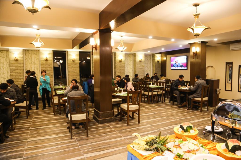 Da Yatra Courtyard Hotel Pokhara Eksteriør bilde