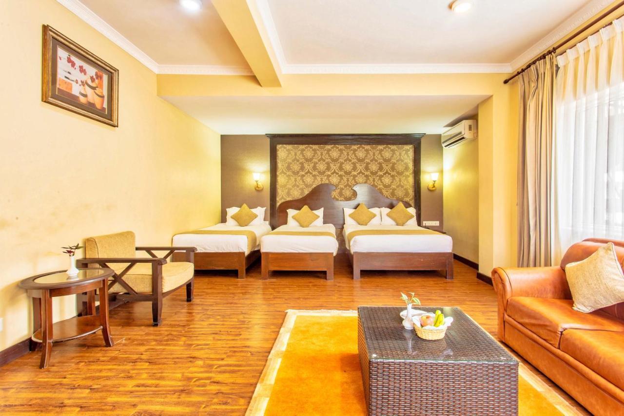 Da Yatra Courtyard Hotel Pokhara Eksteriør bilde